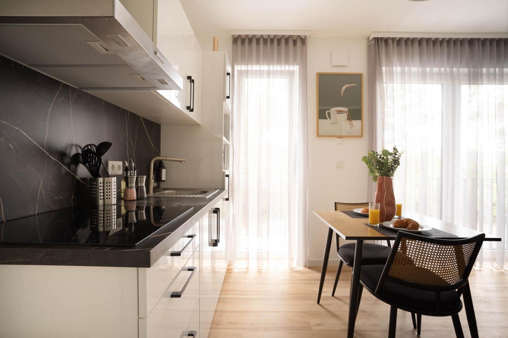 Schoene Apartments In Der Innenstadt I Home2Share Osnabrück Buitenkant foto